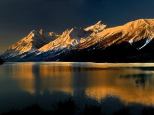 Ranwu Lake in Tibet