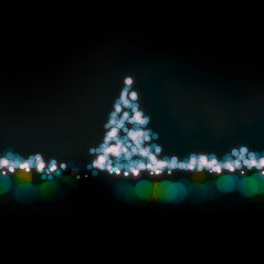 <b>christmas lights bokeh wallpaper</b>